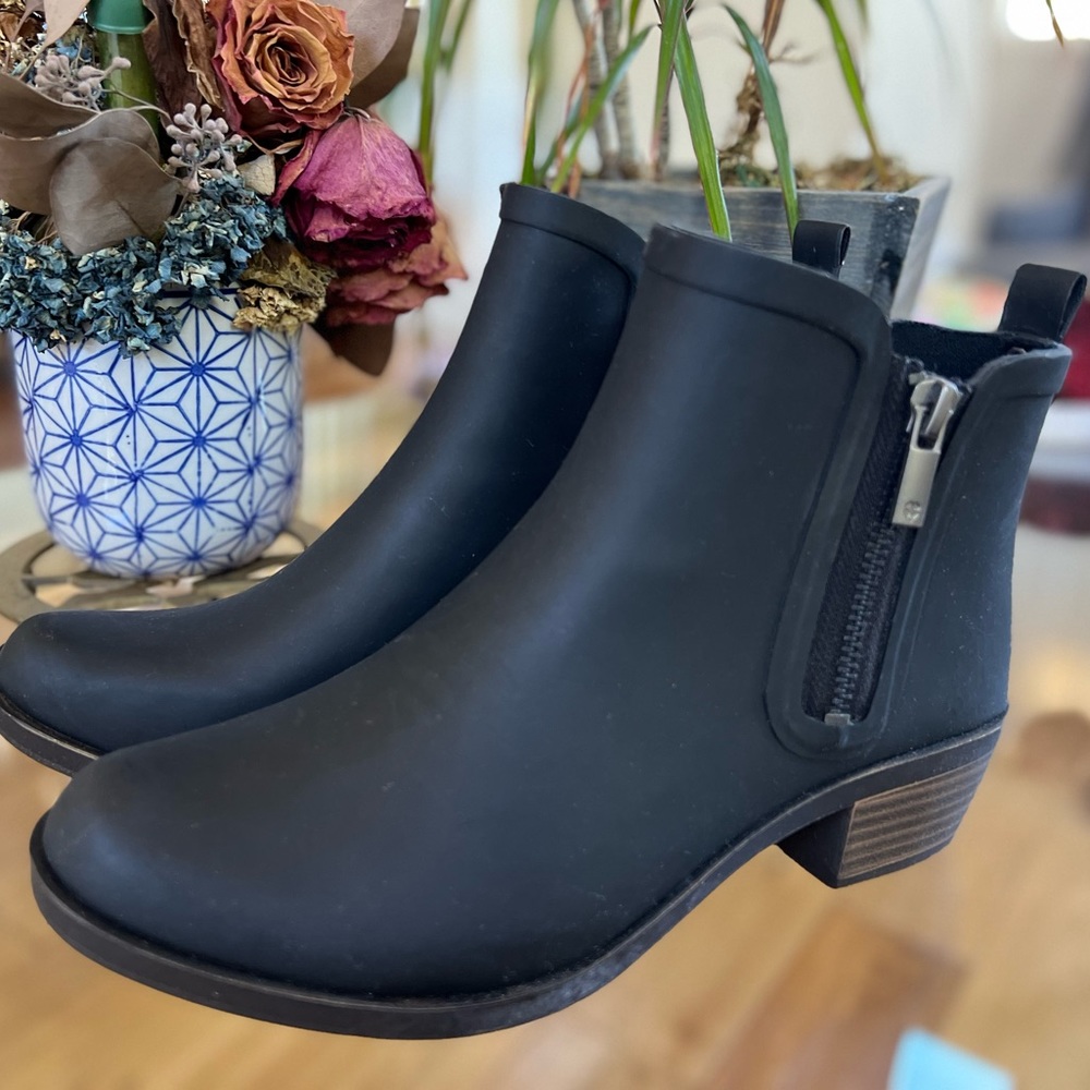 Brand New Lucky Brand Rain Boot